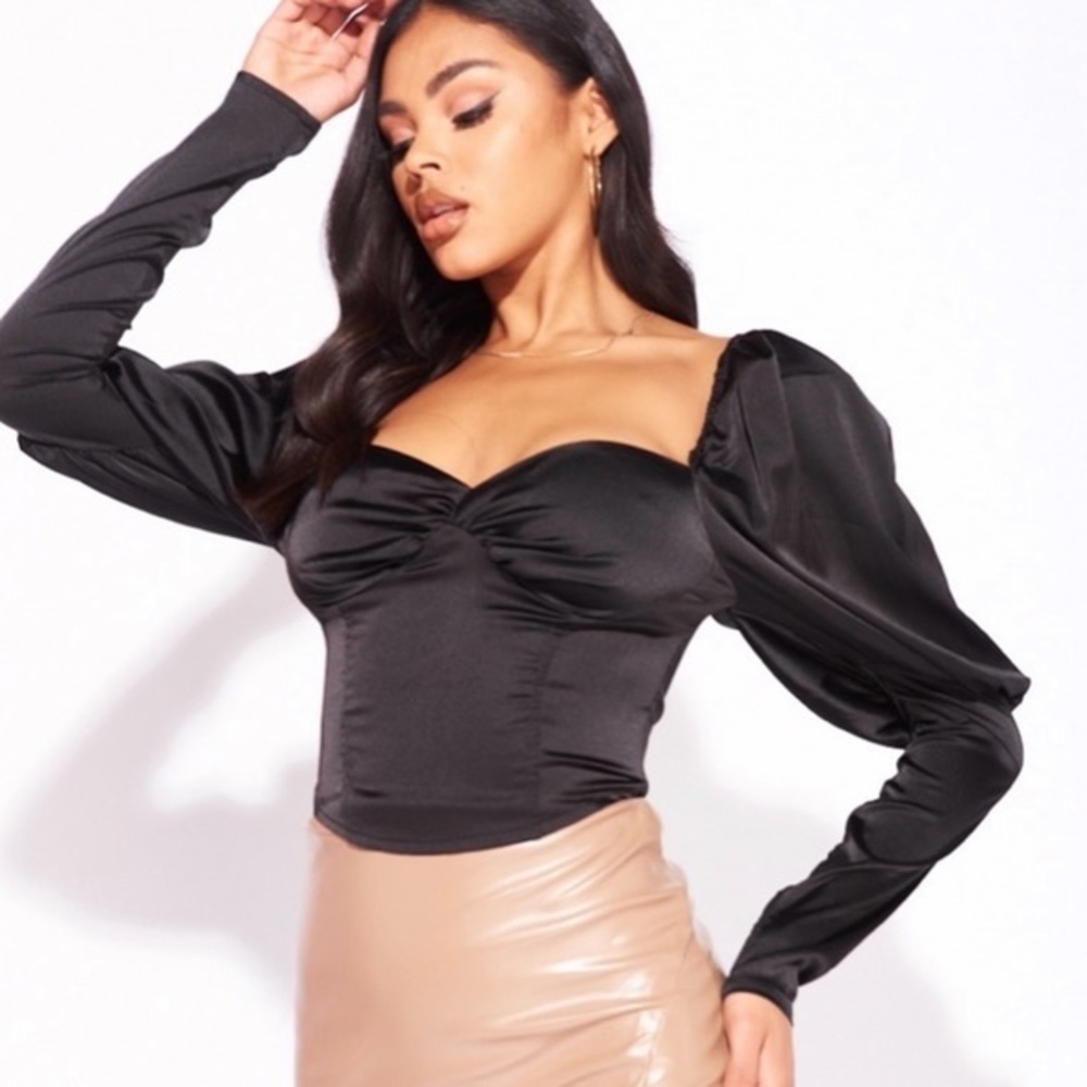 NWT❣️ BLACK SATIN PUFF SLEEVE CORSET TOP 😍 - Picture 5 of 16
